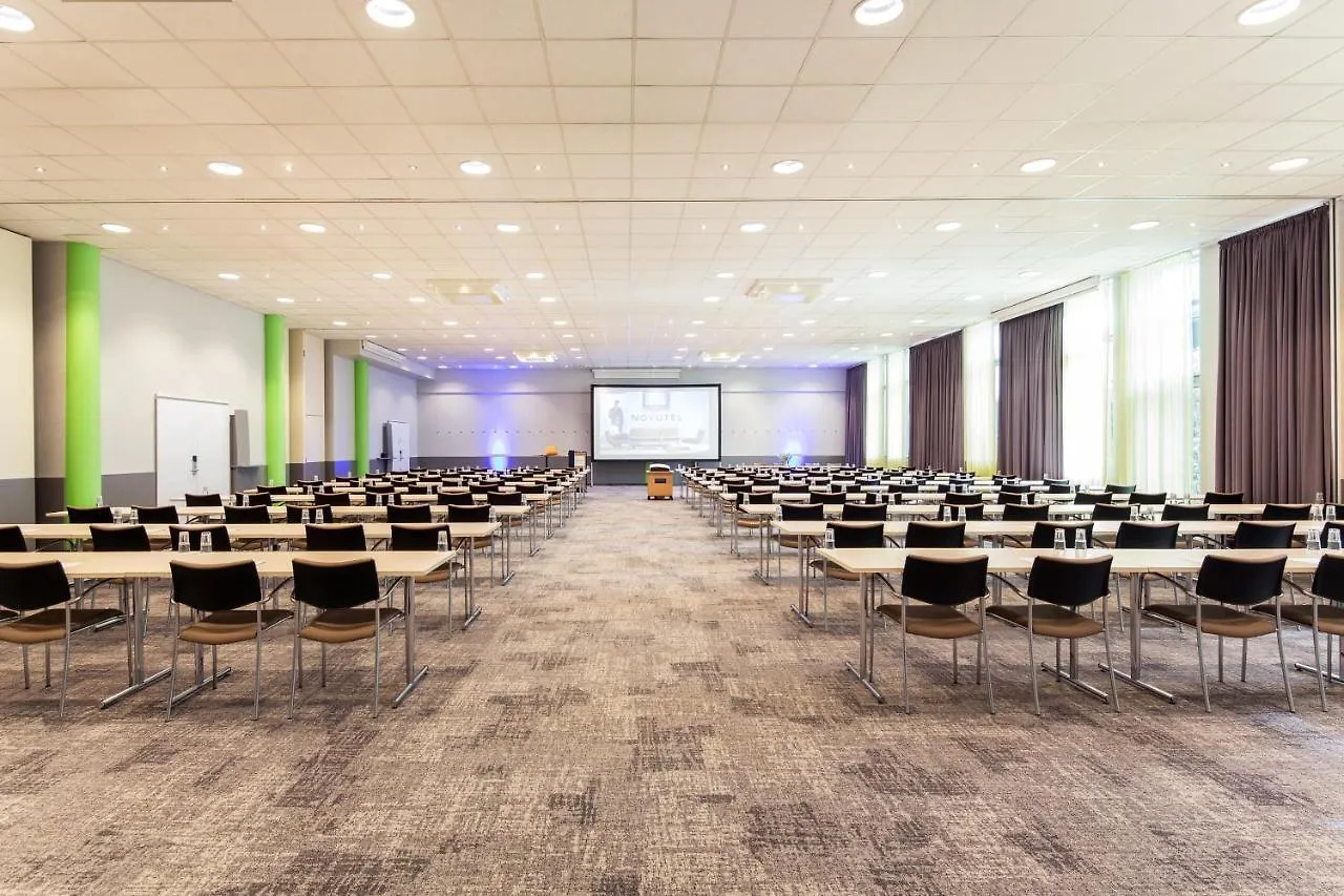 **** Hotel Novotel Duesseldorf City West Německo
